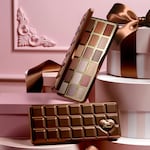 Chocolate Nudes Eye Shadow Palette, NET WT. 0.63 OZ. / 18.0 g